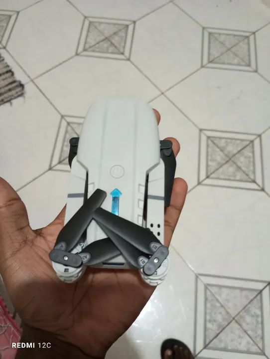 Drone Dobrável com Controle Remoto - Novo - Foto 3