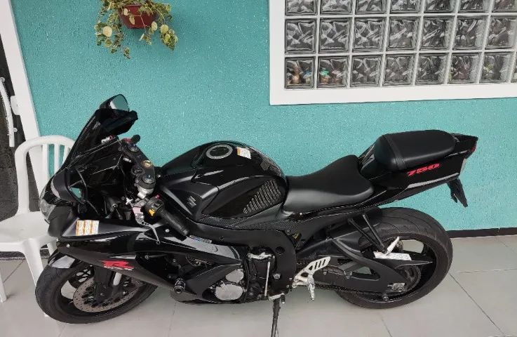 Suzuki GSX-R 750cc SRAD 2011 - Foto 5