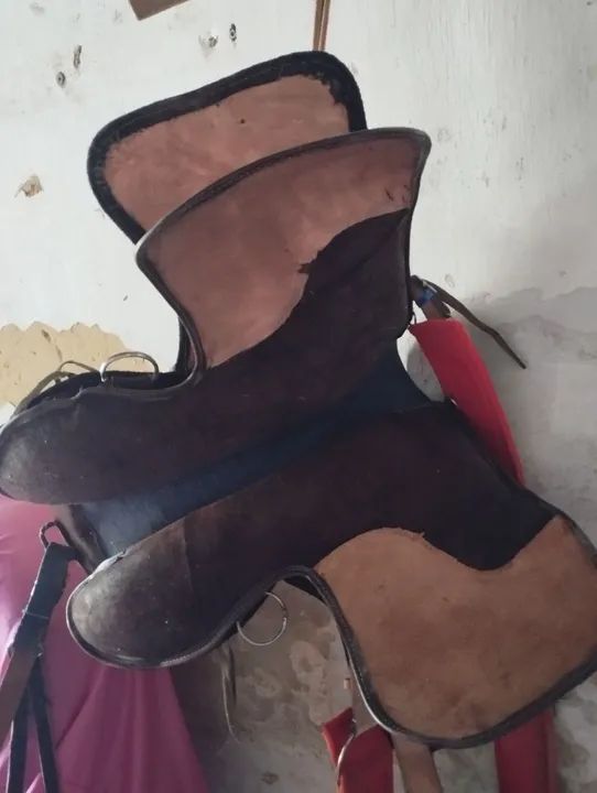 Vendo uma Cela pra cavalo 