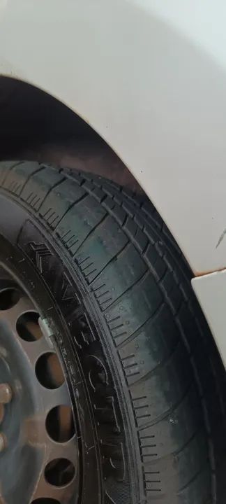 Onix 1.0 LT - Foto 2