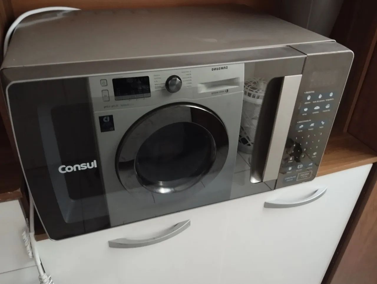 Micro-ondas Consul com design moderno - Foto 2