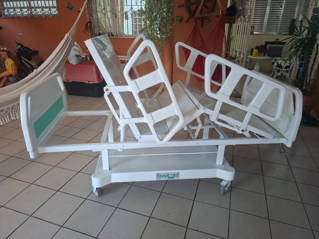 Cama Hospitalar com  4 Grades Laterais - Foto 3