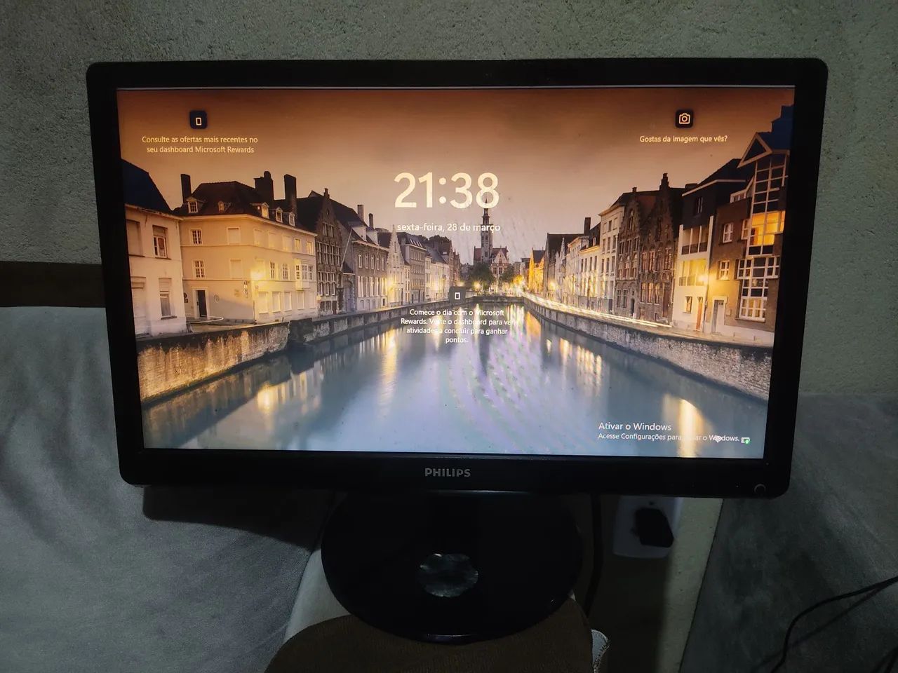 Monitor Philips 19"