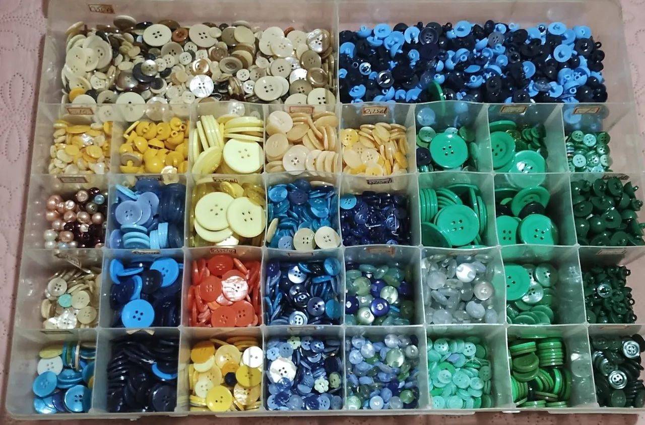 Botões Coloridos e Variados