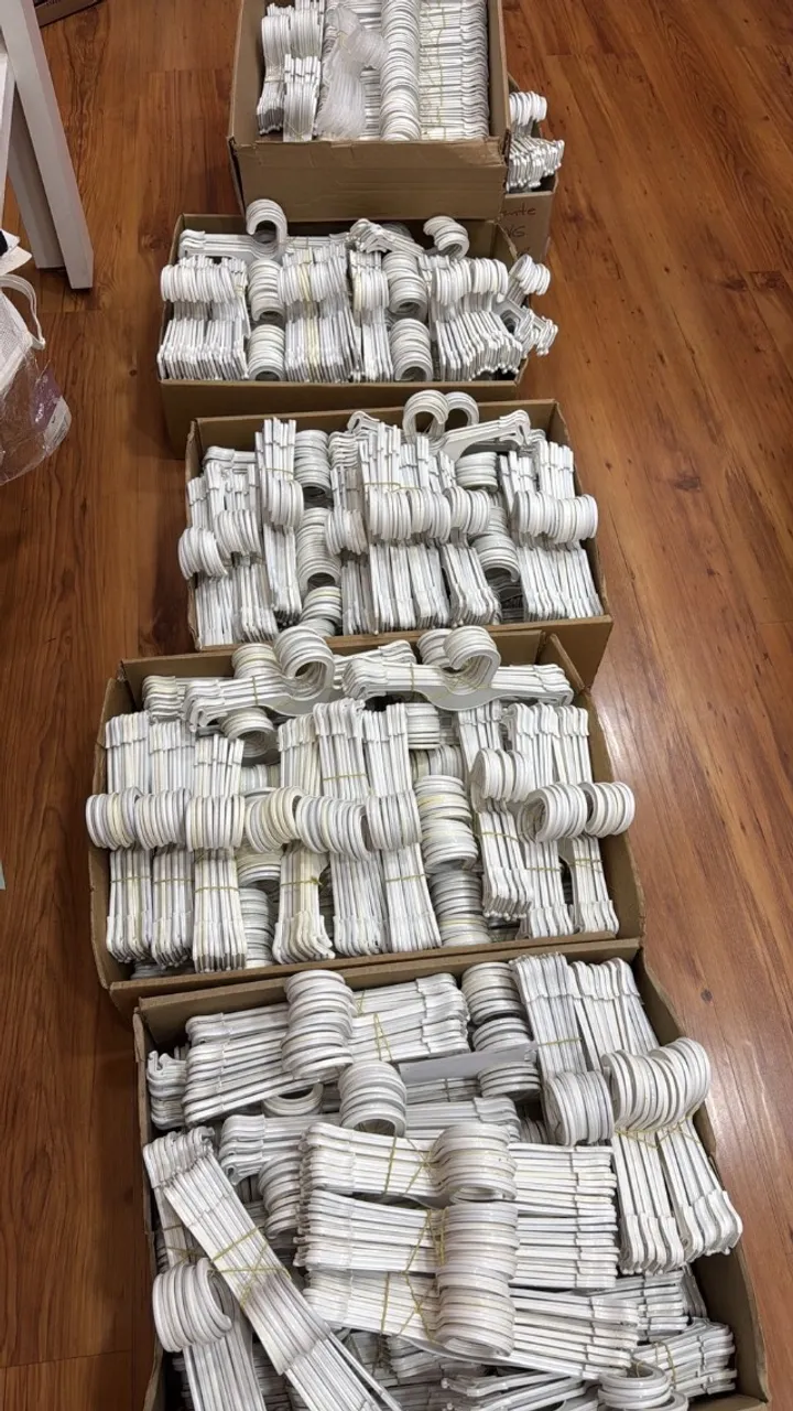 3.000 Cabides para Lingerie e peças pequenas