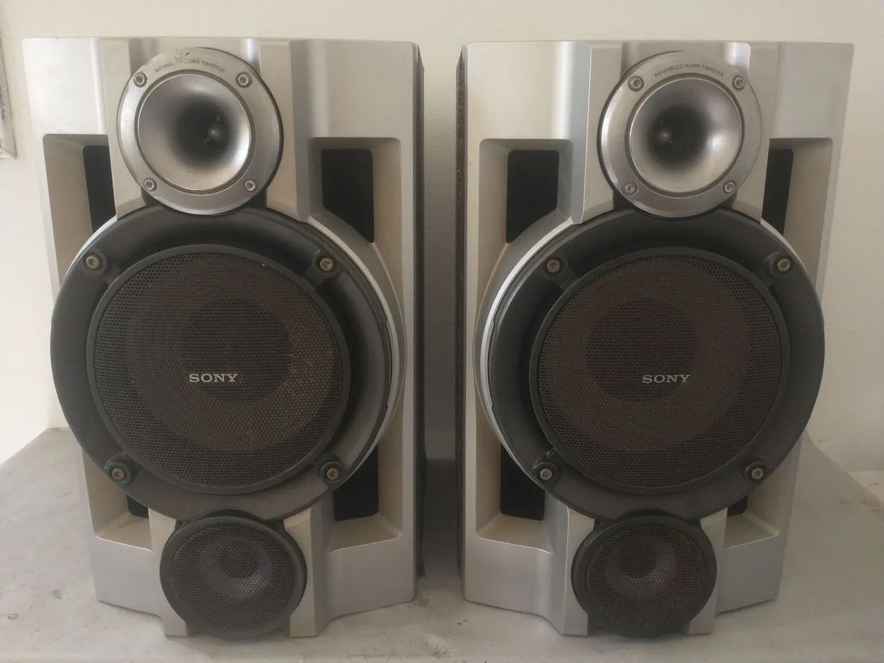 Caixas de som Sony Gn 660 (envio)