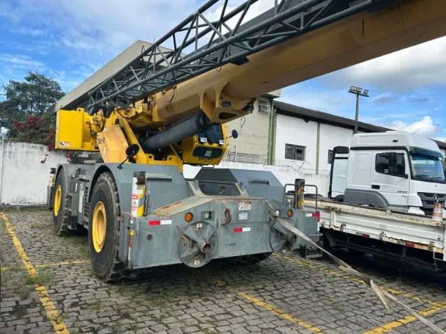 Caminhão Guindaste Grove RT765E 4x4 - Foto 3