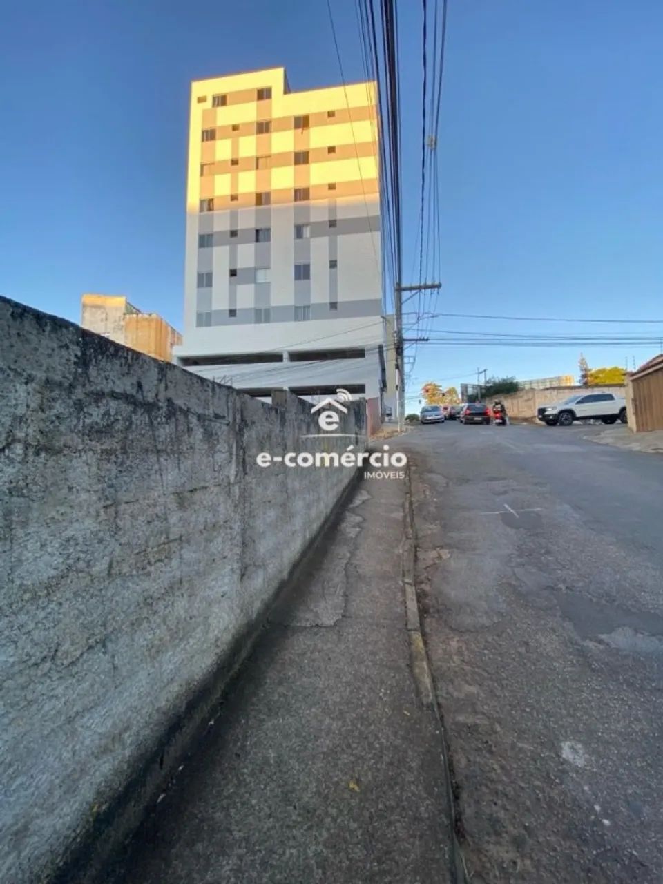 Lote, de esquina, para aluguel - Foto 2