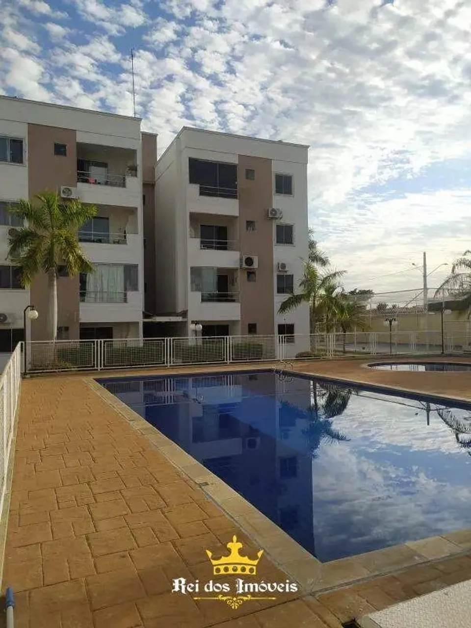 VENDO APARTAMENTO NO ROYAL GARDEN