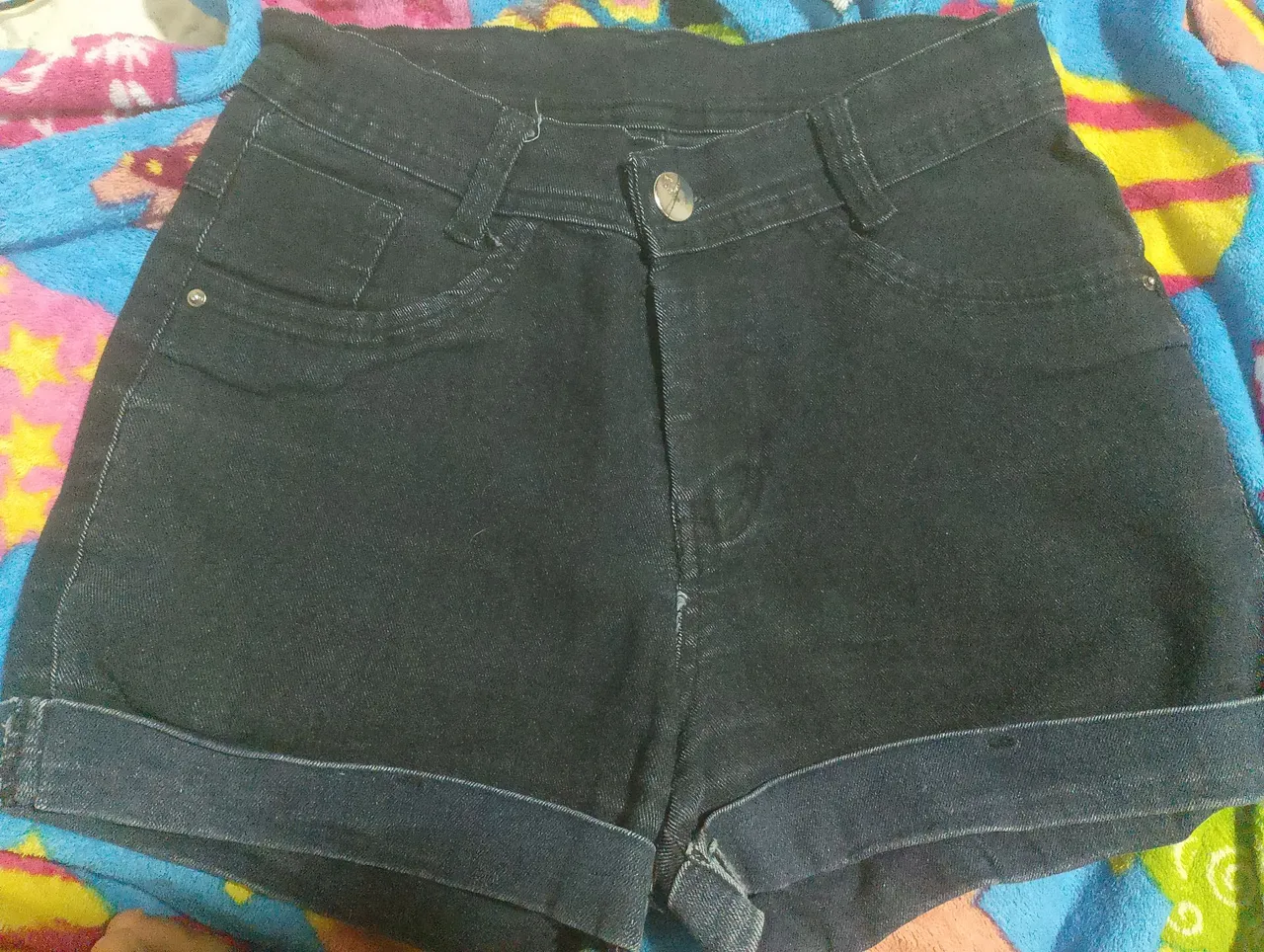 Short Jeans 10 reais cada 