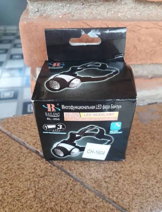 Lanterna de Cabeça LED Bailong BL-050