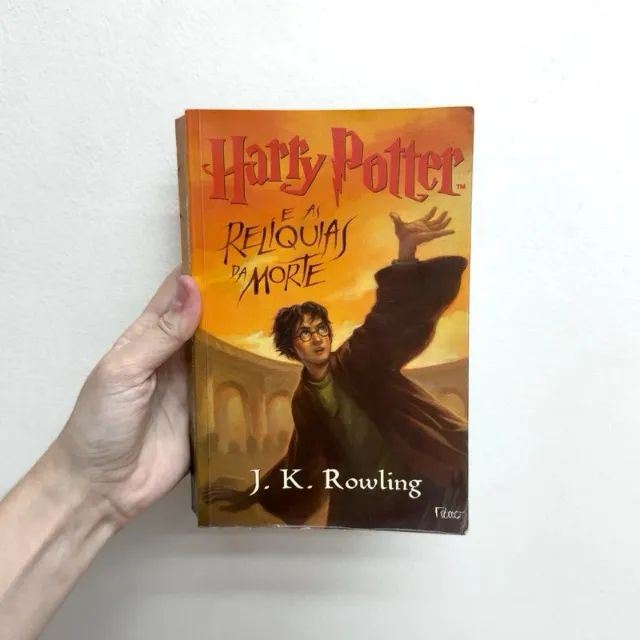 Livro Harry Potter e as Relíquias da Morte - J. K. Rowling