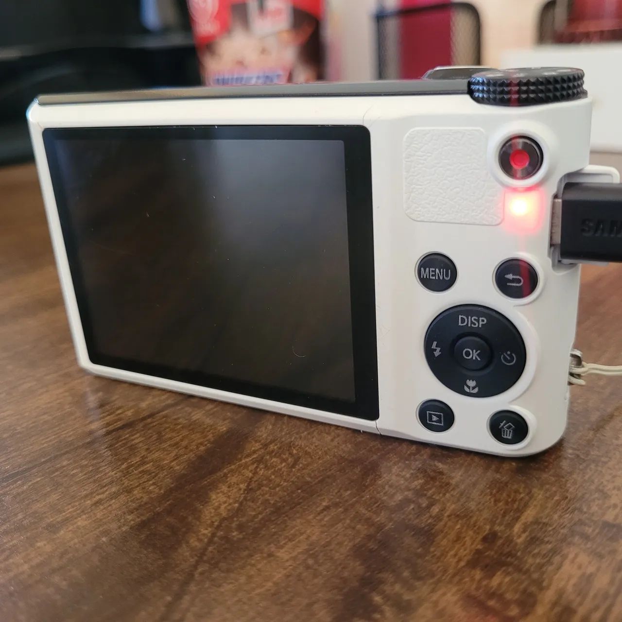 Camera Samsung WB150F 14.2 mega, Zoom 18x e Wi-Fi - Foto 4