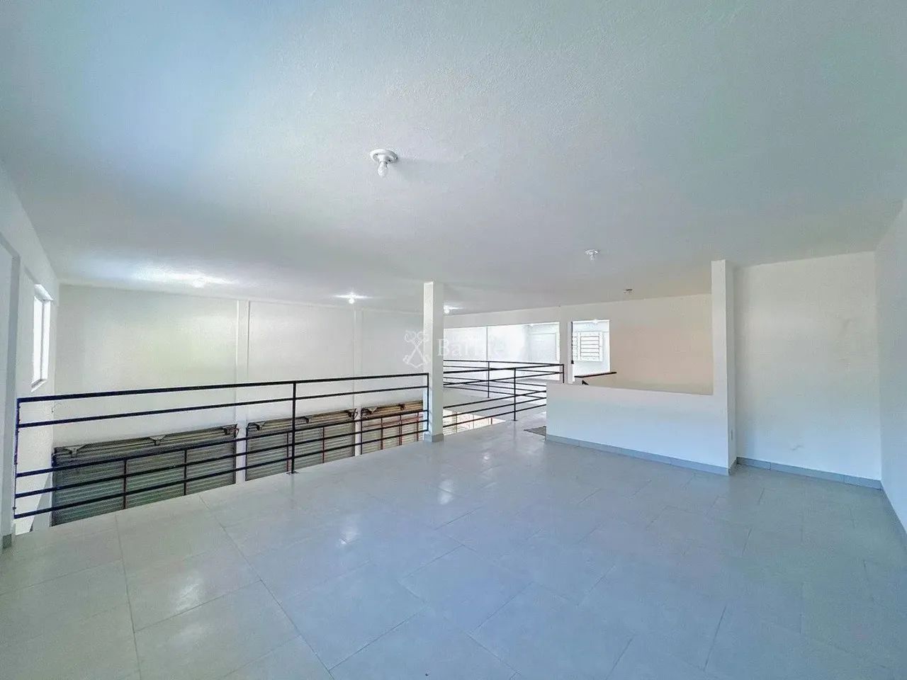 Galpão com 740m² para locação no bairro Ponta Aguda em Blumenau/SC - Foto 5