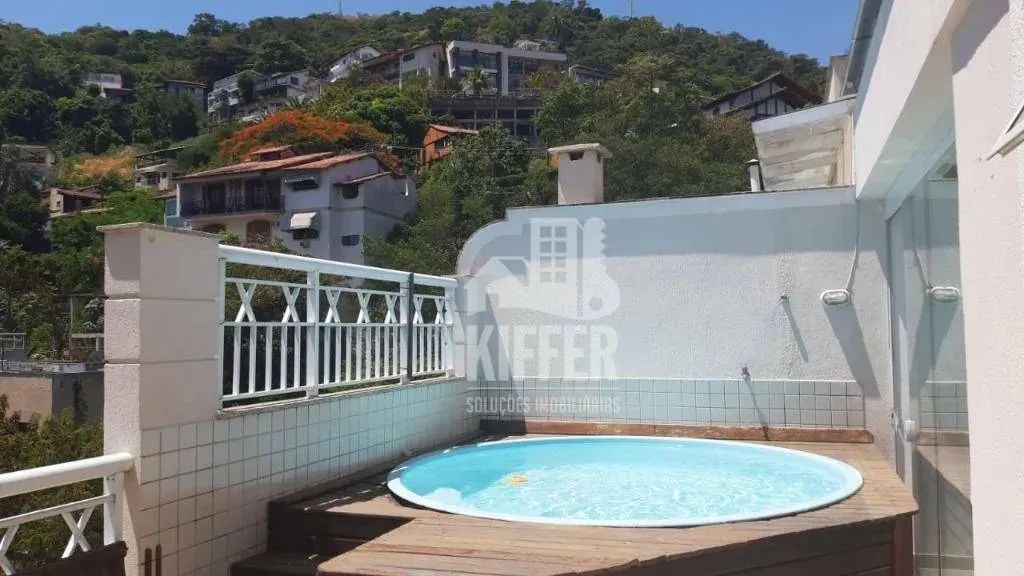 Cobertura Duplex 3 Suítes com Piscina  São Francisco