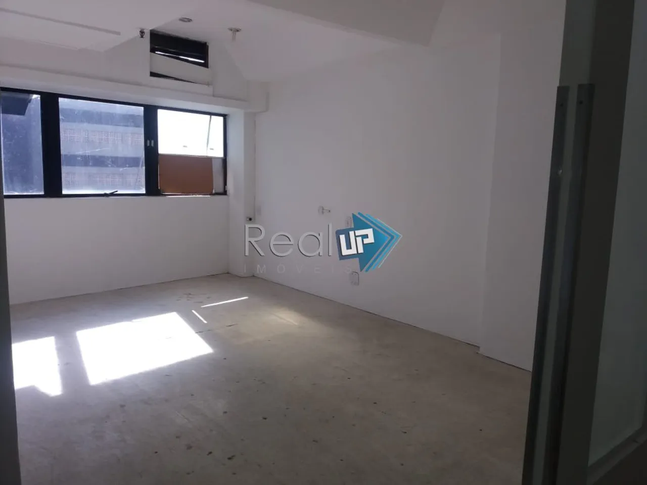 Sala à venda em Copacabana, Rio de Janeiro