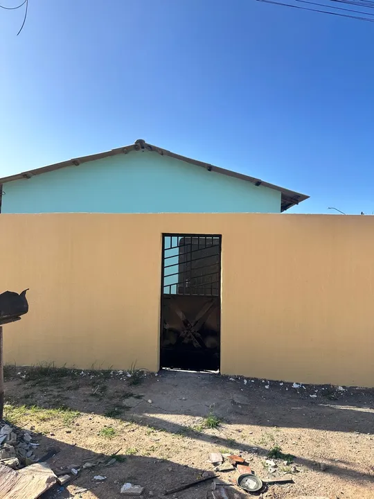 Vende-se essa casa