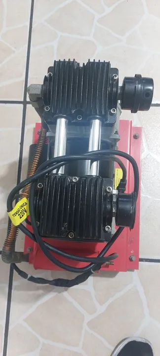 Compressor sem óleo 220v