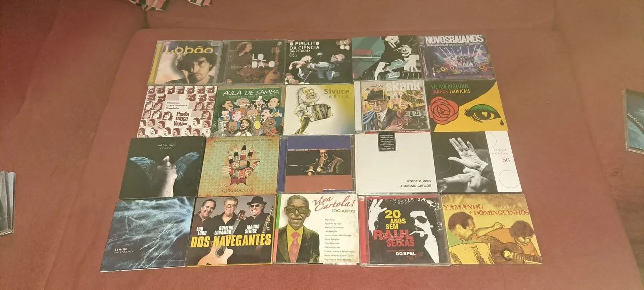 20 cds lacrados originais 20,00 cada.