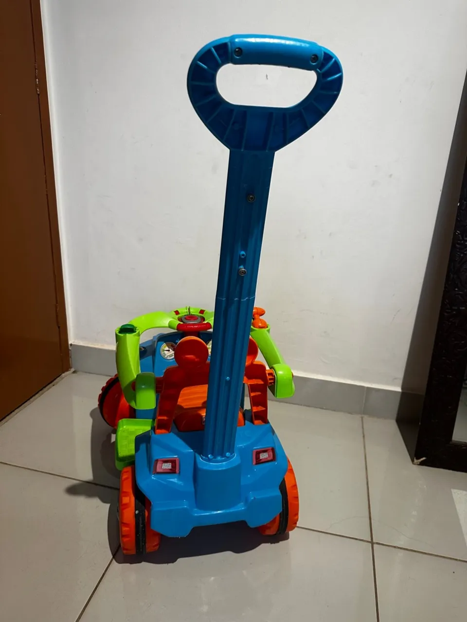Carrinho de passeio e andador infantil Bandeirantes