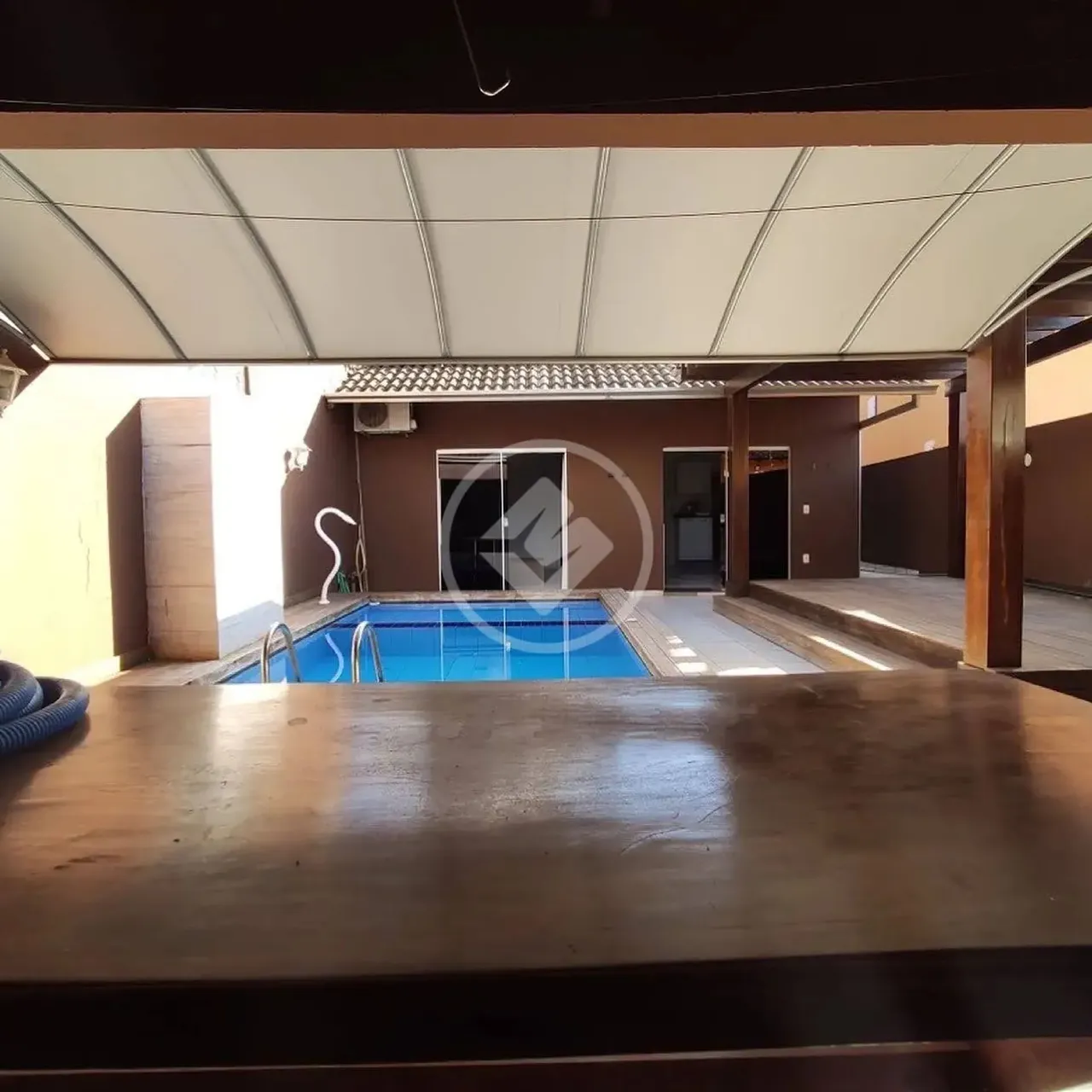 Vendo belíssima casa com ótima localização em Várzea Grande codigo: 61798