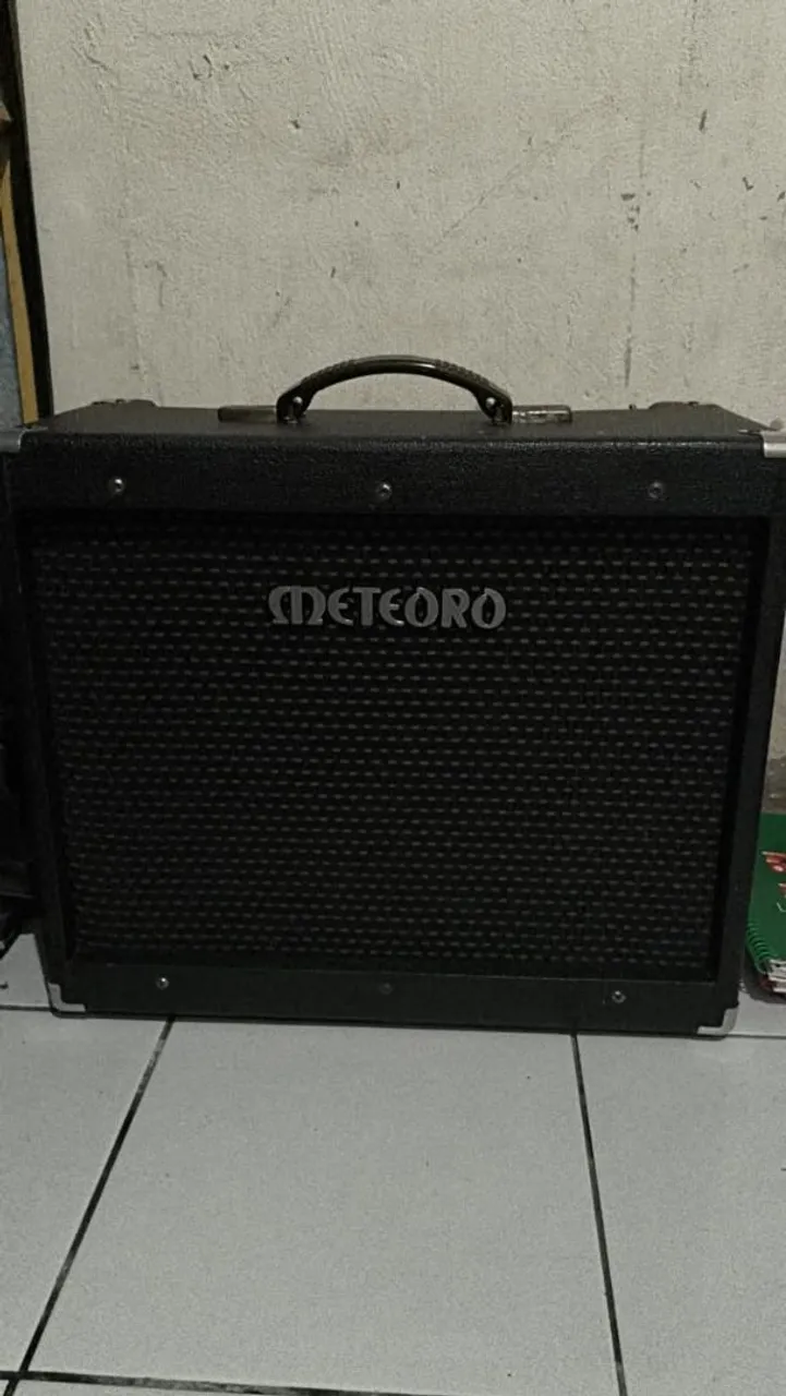 Amplificador Meteoro para Guitarra