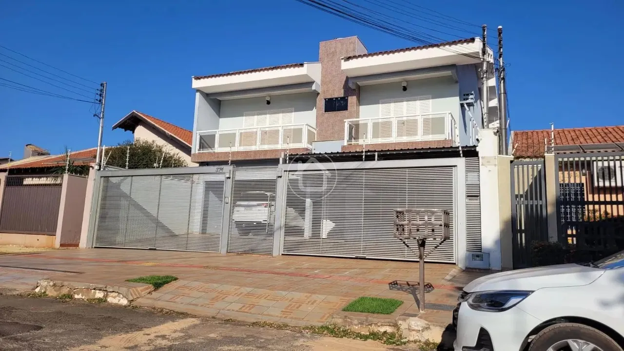 SOBRADO COM 5 SUÍTES NO CHÁCARA CACHOEIRA
