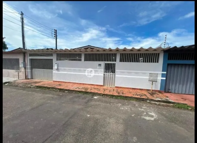 Casa na Habitasa recém reformada 4 quartos, 01 suite com close, garagem