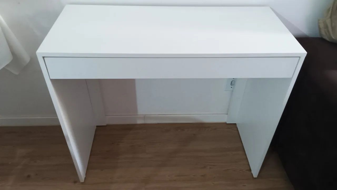 Mesa escrivaninha branca com gaveta  - Foto 2