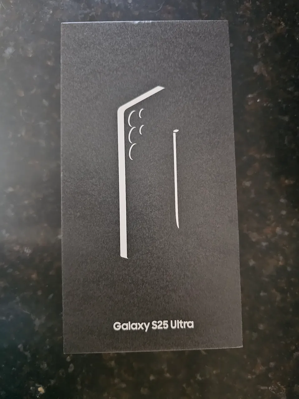 Vendo S25 ultra 256gb lacrado com nota fiscal