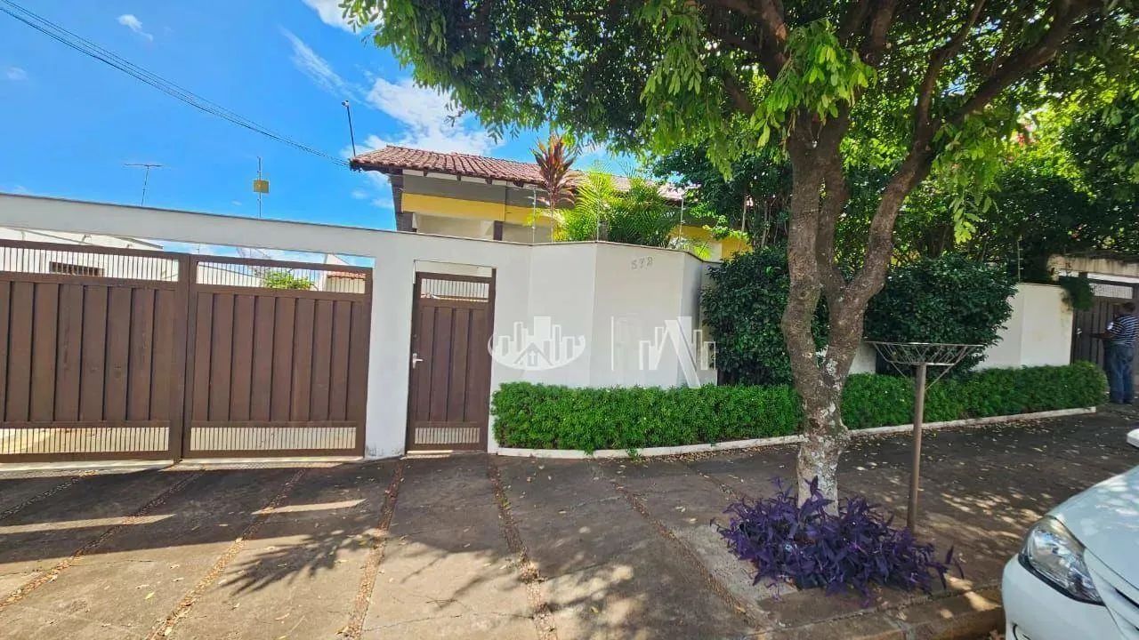 Casa com 3 quartos à venda, 345 m² por R$ 1.250.000 - Vila Brasil - Londrina/PR - Foto 3