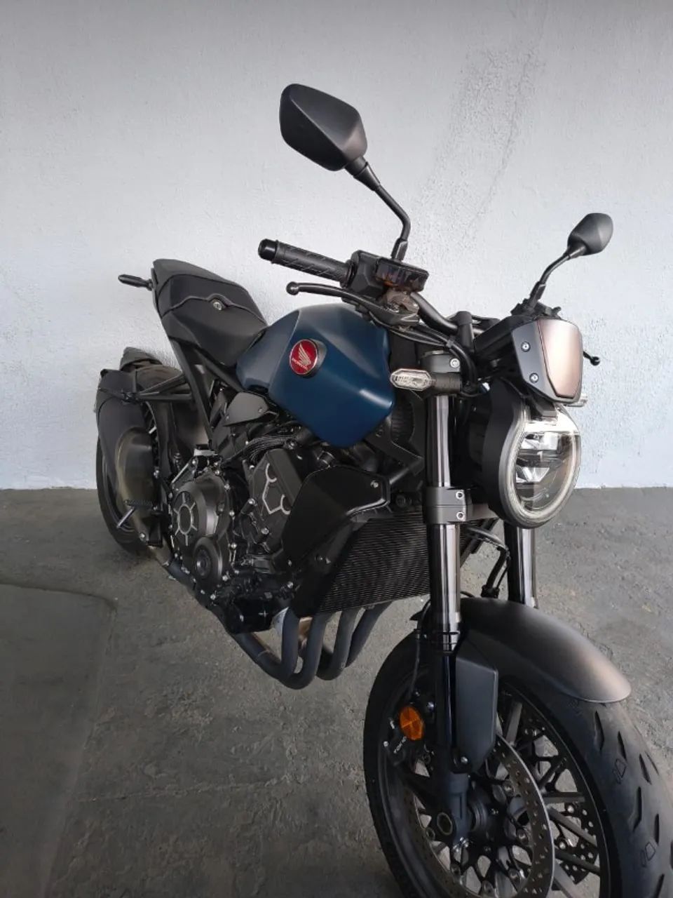 HONDA CB1000R BLACK EDITION 
