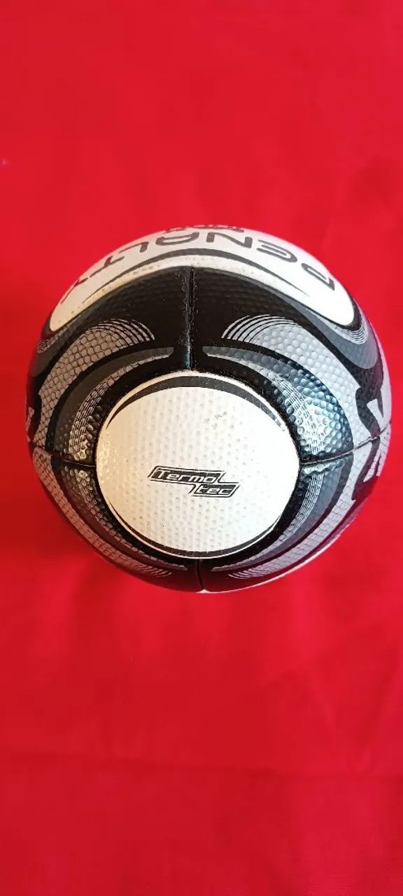Bola de Futebol Penalty FIFA Quality Pro - Foto 4