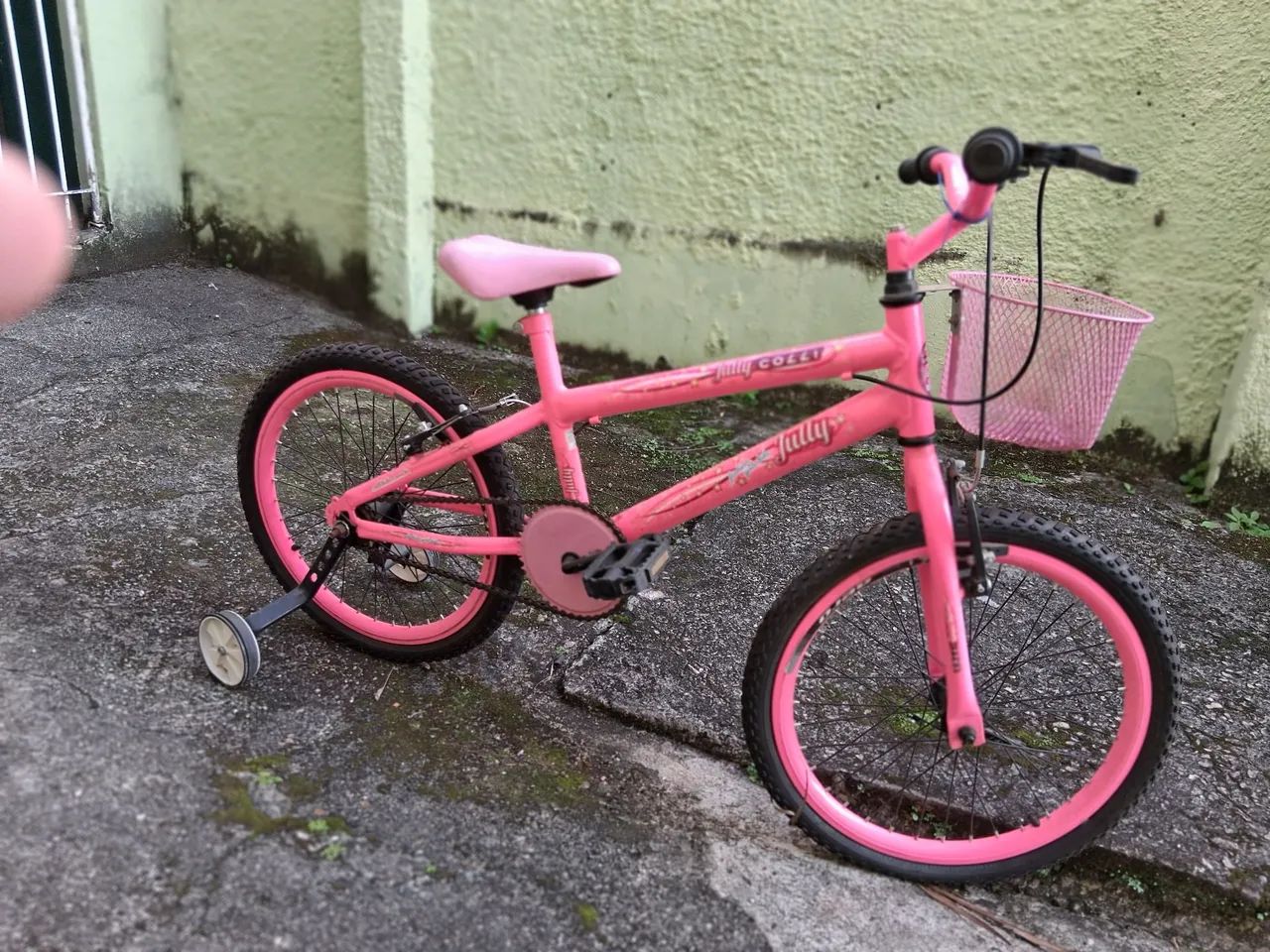 Vendo bicicleta rosa infantil  - Foto 4