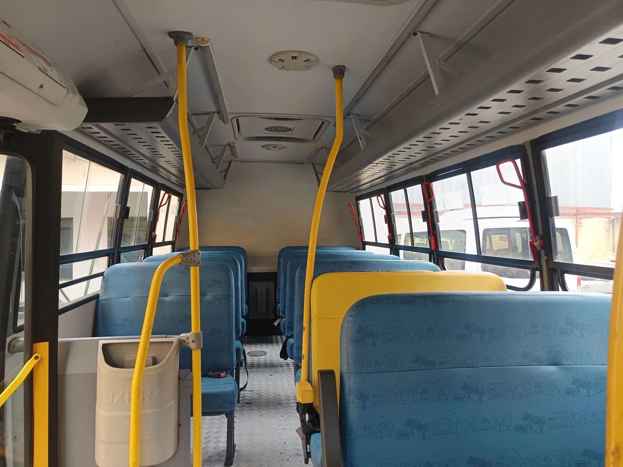 Micro ônibus Volare v8l 4x4  - Foto 6