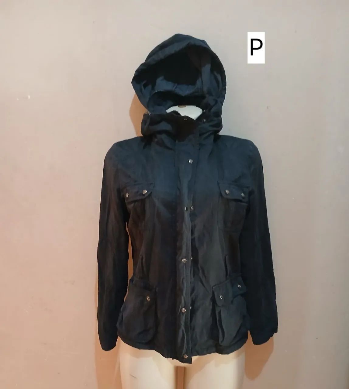 Casaco com Capuz Feminino