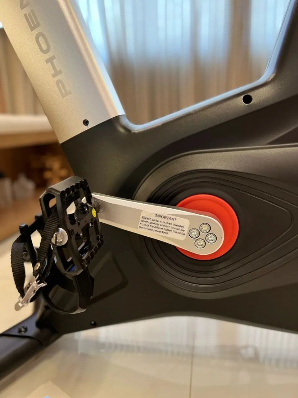 BICICLETA DE SPINNING PROFISSIONAL MAGNETICA BLUETOOTH - Foto 4