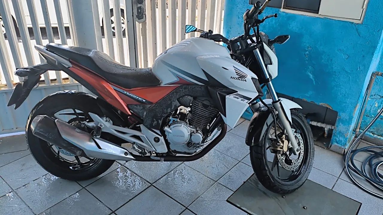 Honda CB 250F Twister 2017 - Foto 4