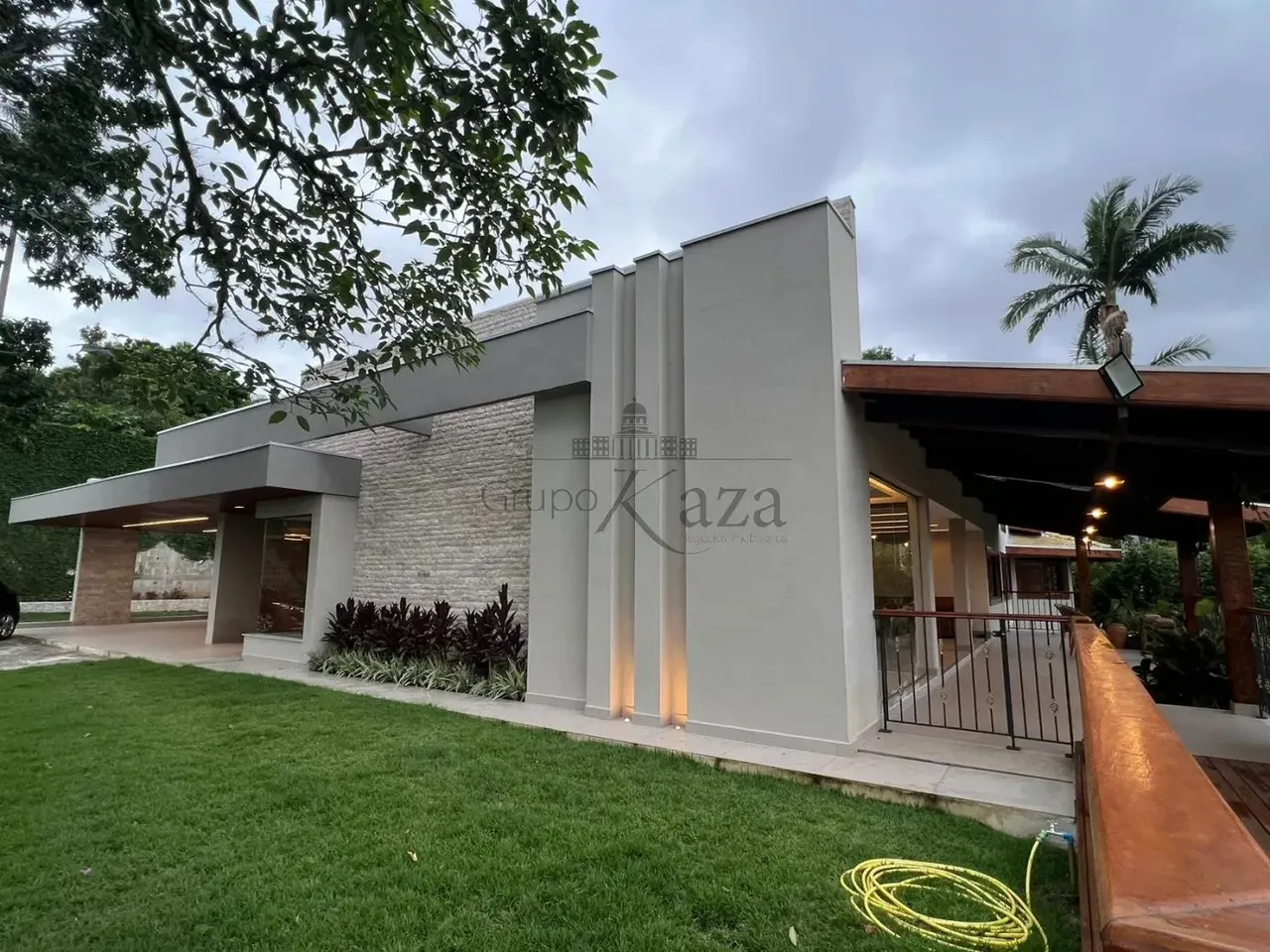Oportunidade - Casa em Condomínio - Quinta das Flores - Condomínio Quinta das Flores - 4 D