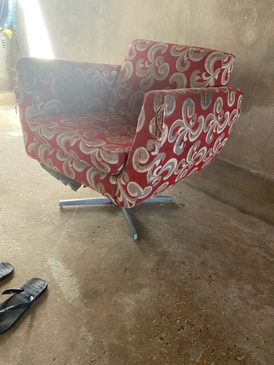 Vendo poltrona em boas condições.