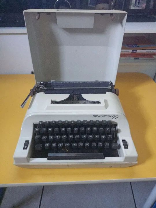 Máquina de datilografar 