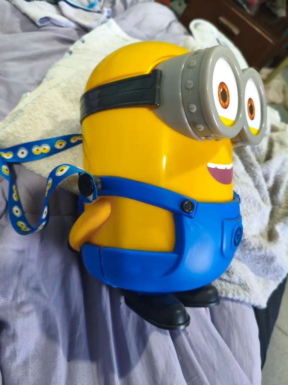 Porta pipoca Minions Cinemark - Foto 2