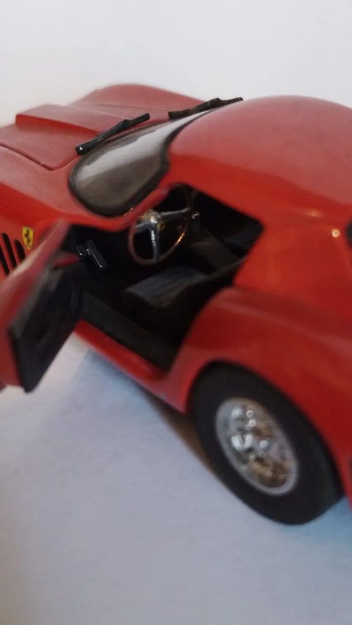 Miniatura Ferrari 250 GTO 1964 Marca Jouef Evolution (raro