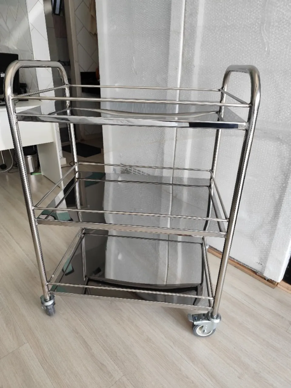 Mesa Auxiliar Resistente 0,60m x 0,40m - Fabricado em Aço Inox