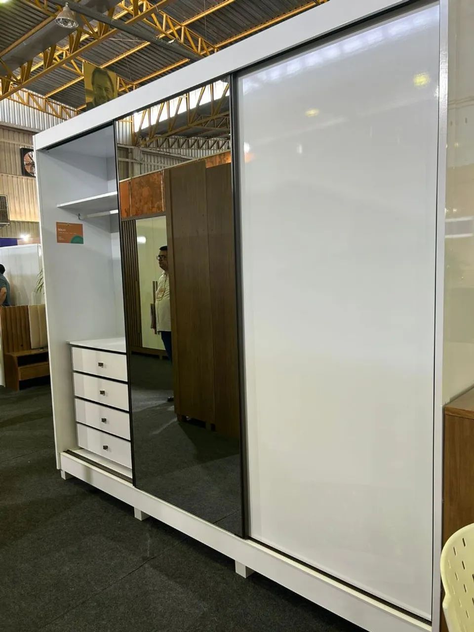 Guarda-roupa de casal 100% MDF  - Foto 5