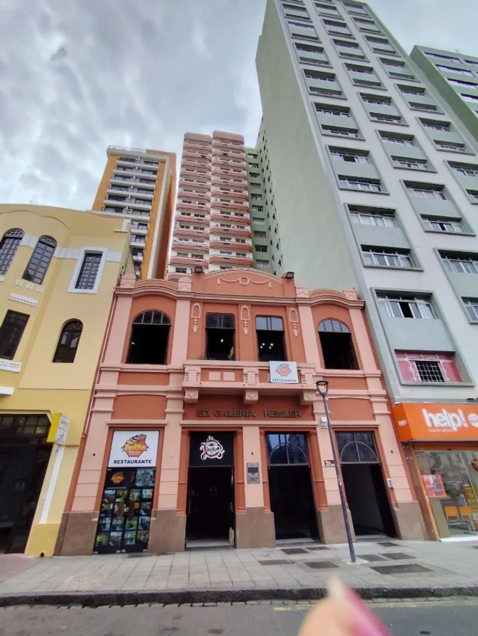 Loja comercial Centro de Curitiba para salão de beleza, escritório entre outras  - Foto 3