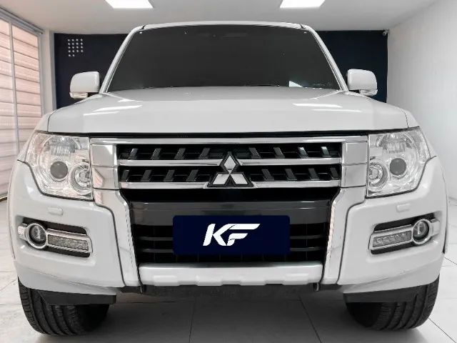Mitsubishi Pajero 3.2 HPE 4X4 7 Lugares Diesel 2019 Branco Completo - Foto 2
