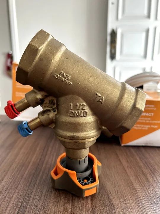 Válvula De Balanceamento Rosqueada De 1.1/2 Imi Hydronics - Foto 2