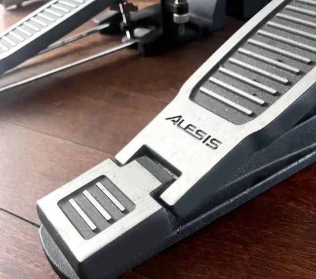 Bateria Eletrônica Alesis Semi-nova - aceito cartão e trocas  - Foto 6
