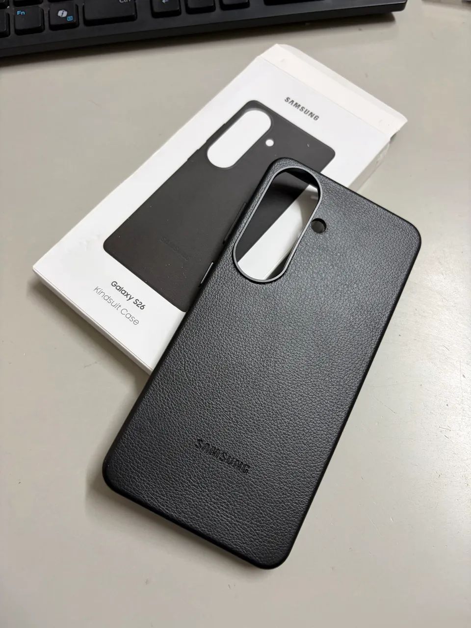 CAPA ORIGINAL S26 - KINDSUIT CASE